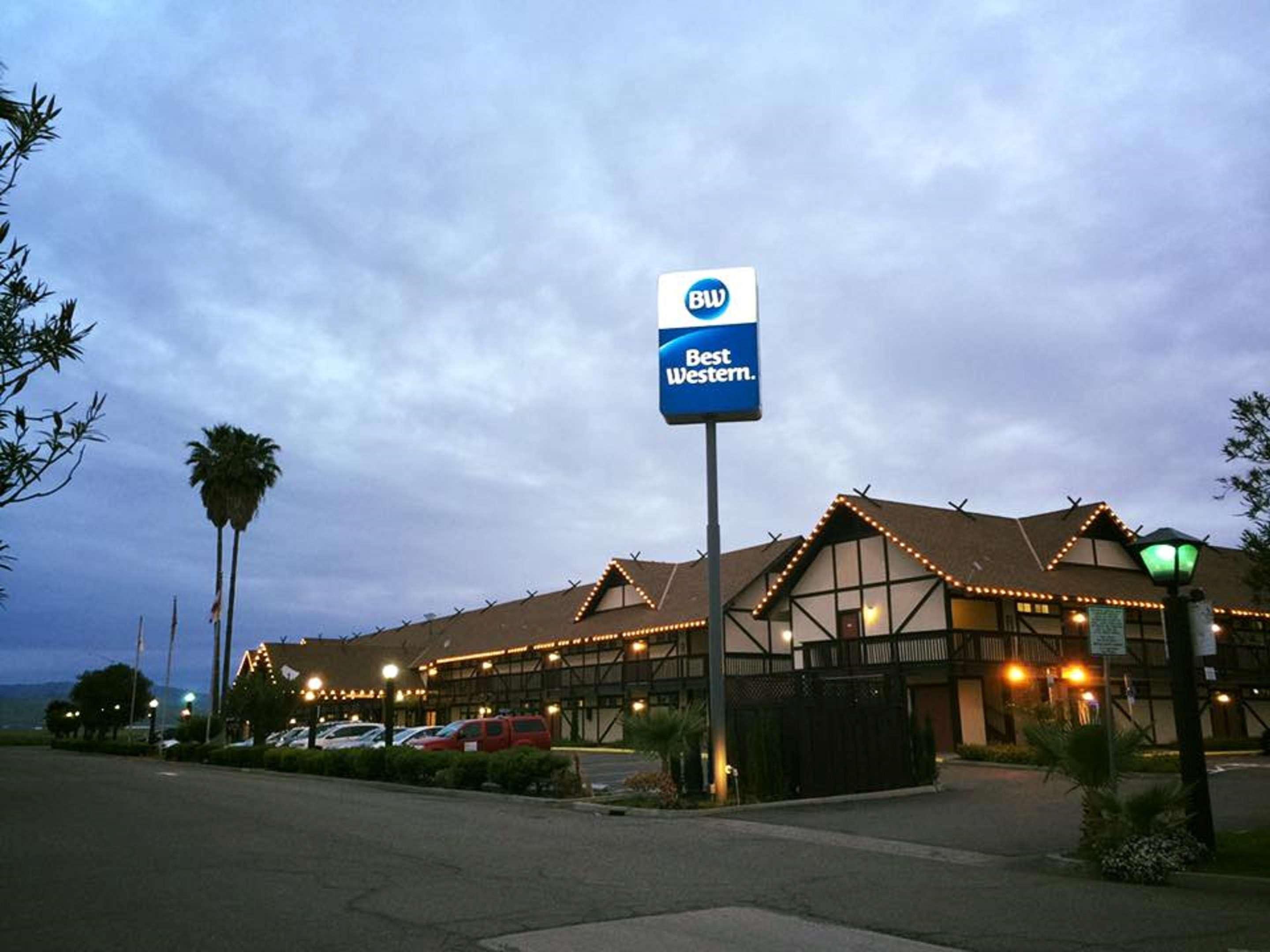 Best Western Andersen'S Inn Санта-Нелла Екстер'єр фото